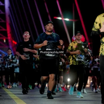 Runner Photo 6693537