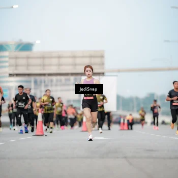 Runner Photo 6693646