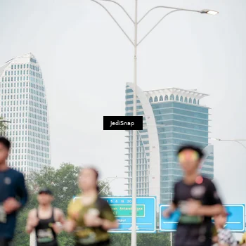 Runner Photo 6693721