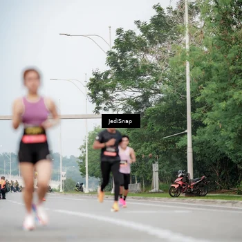 Runner Photo 6693729