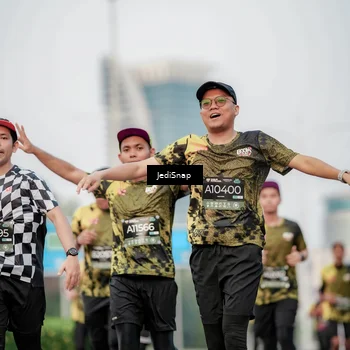 Runner Photo 6693730