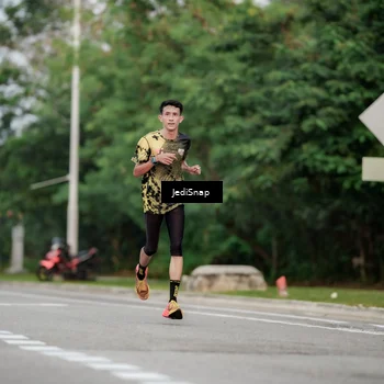 Runner Photo 6694594