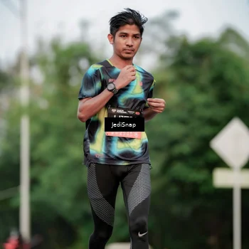Runner Photo 6694757