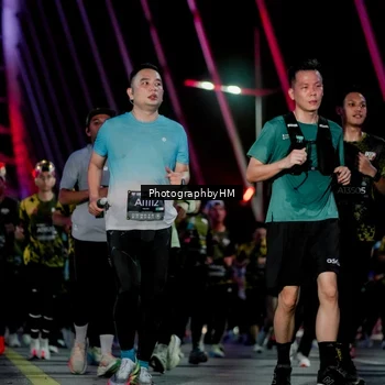Runner Photo 6694810
