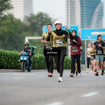 Runner Photo 6694960