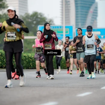 Runner Photo 6695079