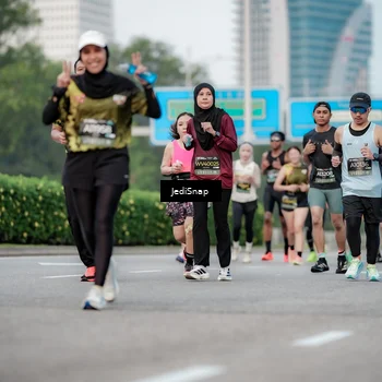 Runner Photo 6695085