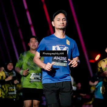 Runner Photo 6695101
