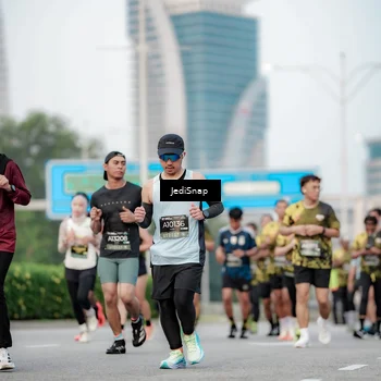Runner Photo 6695136