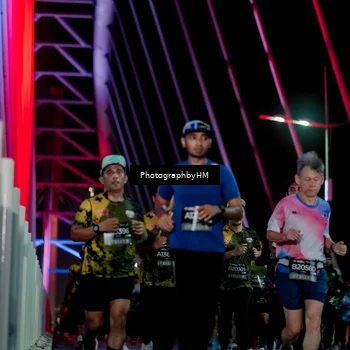 Runner Photo 6695176