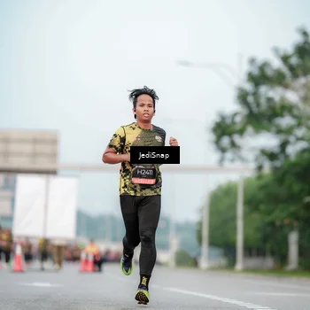 Runner Photo 6695296