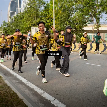 Runner Photo 6695329