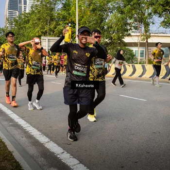 Runner Photo 6695393