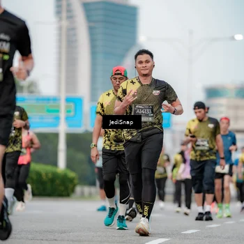 Runner Photo 6695504