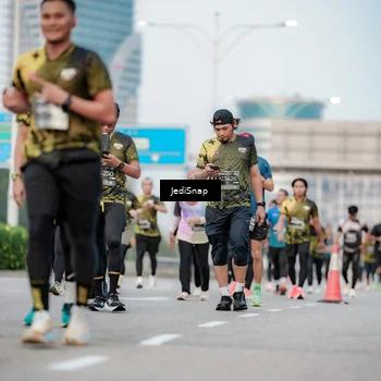 Runner Photo 6695506