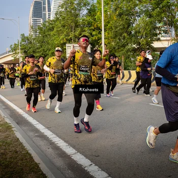 Runner Photo 6695564