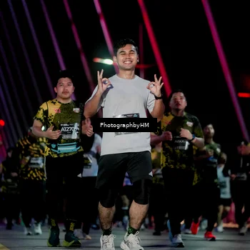 Runner Photo 6695568