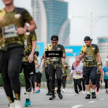 Runner Photo 6695575