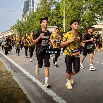 Runner Photo 6695592