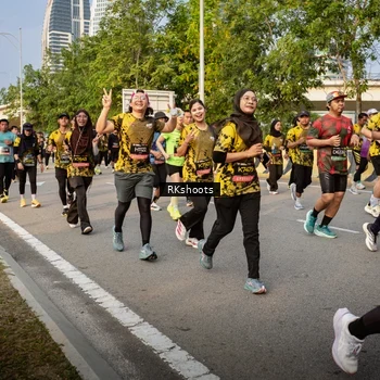 Runner Photo 6695624