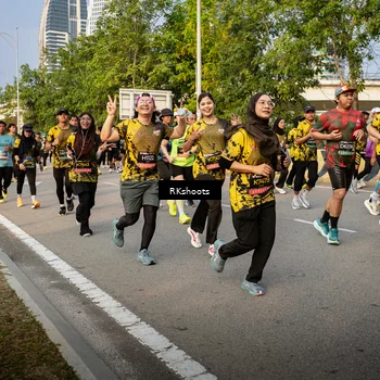 Runner Photo 6695636