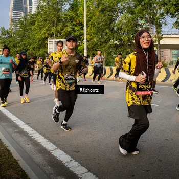 Runner Photo 6695647