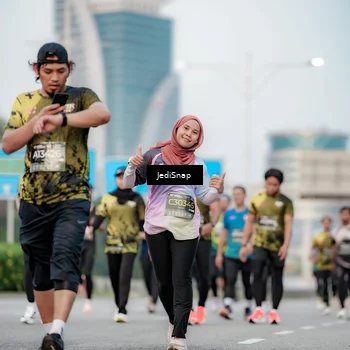 Runner Photo 6695649