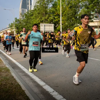 Runner Photo 6695671