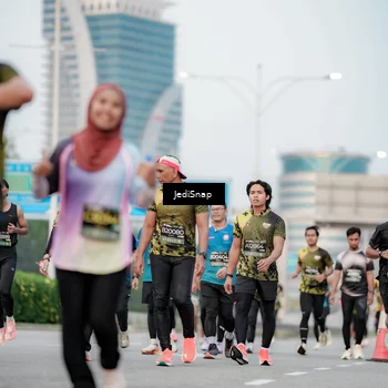Runner Photo 6695702