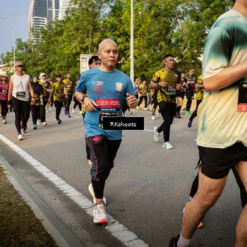 Runner Photo 6695719