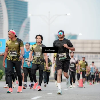 Runner Photo 6695744