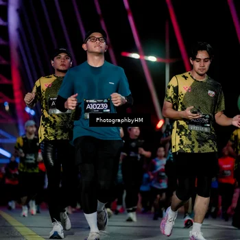 Runner Photo 6695750