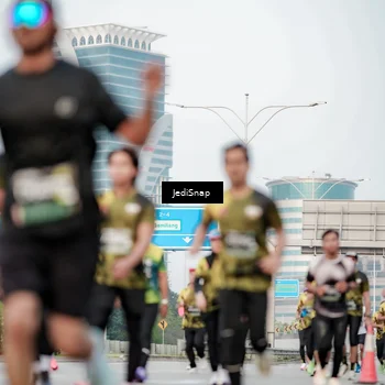 Runner Photo 6695805
