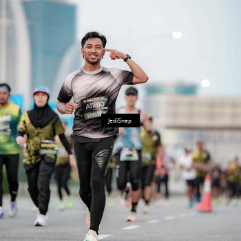 Runner Photo 6695949