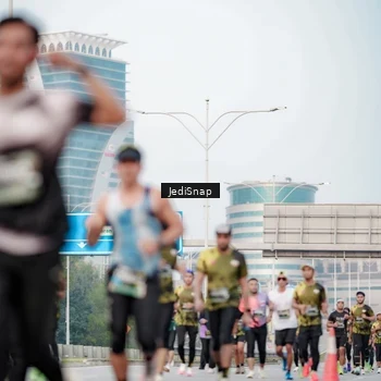 Runner Photo 6696018