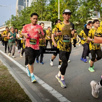 Runner Photo 6696025
