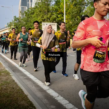 Runner Photo 6696112