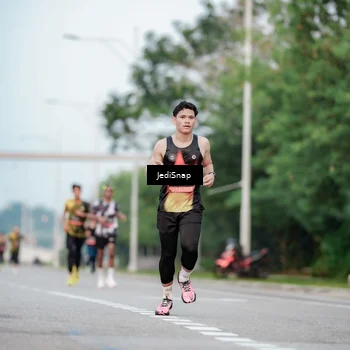 Runner Photo 6696127