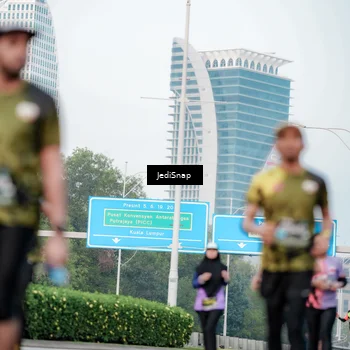 Runner Photo 6696197