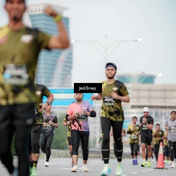 Runner Photo 6696283