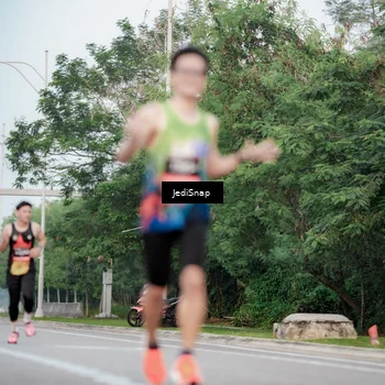Runner Photo 6696346