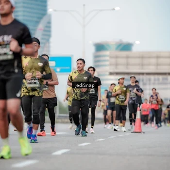Runner Photo 6696428