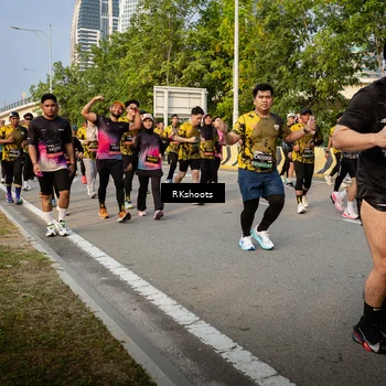 Runner Photo 6696455