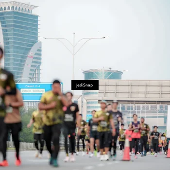 Runner Photo 6696495