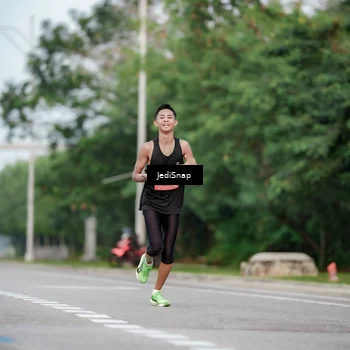 Runner Photo 6696546