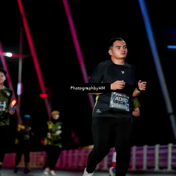 Runner Photo 6696572