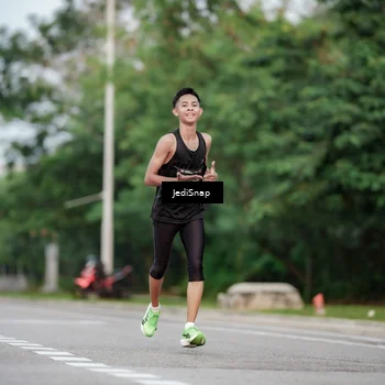 Runner Photo 6696595