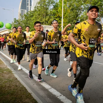 Runner Photo 6696605