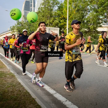 Runner Photo 6696705