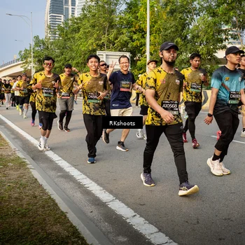 Runner Photo 6696855